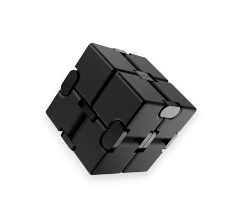 Cube infini en métal